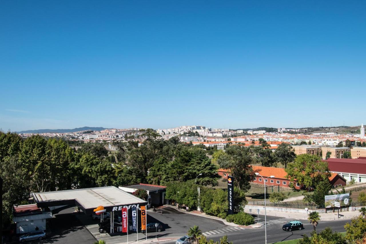 Enjoy Lisbon Cascais Sintra 1200 Metres To Metro Blue Line Sintra Rail Line Free Parking Apartment Amadora Luaran gambar