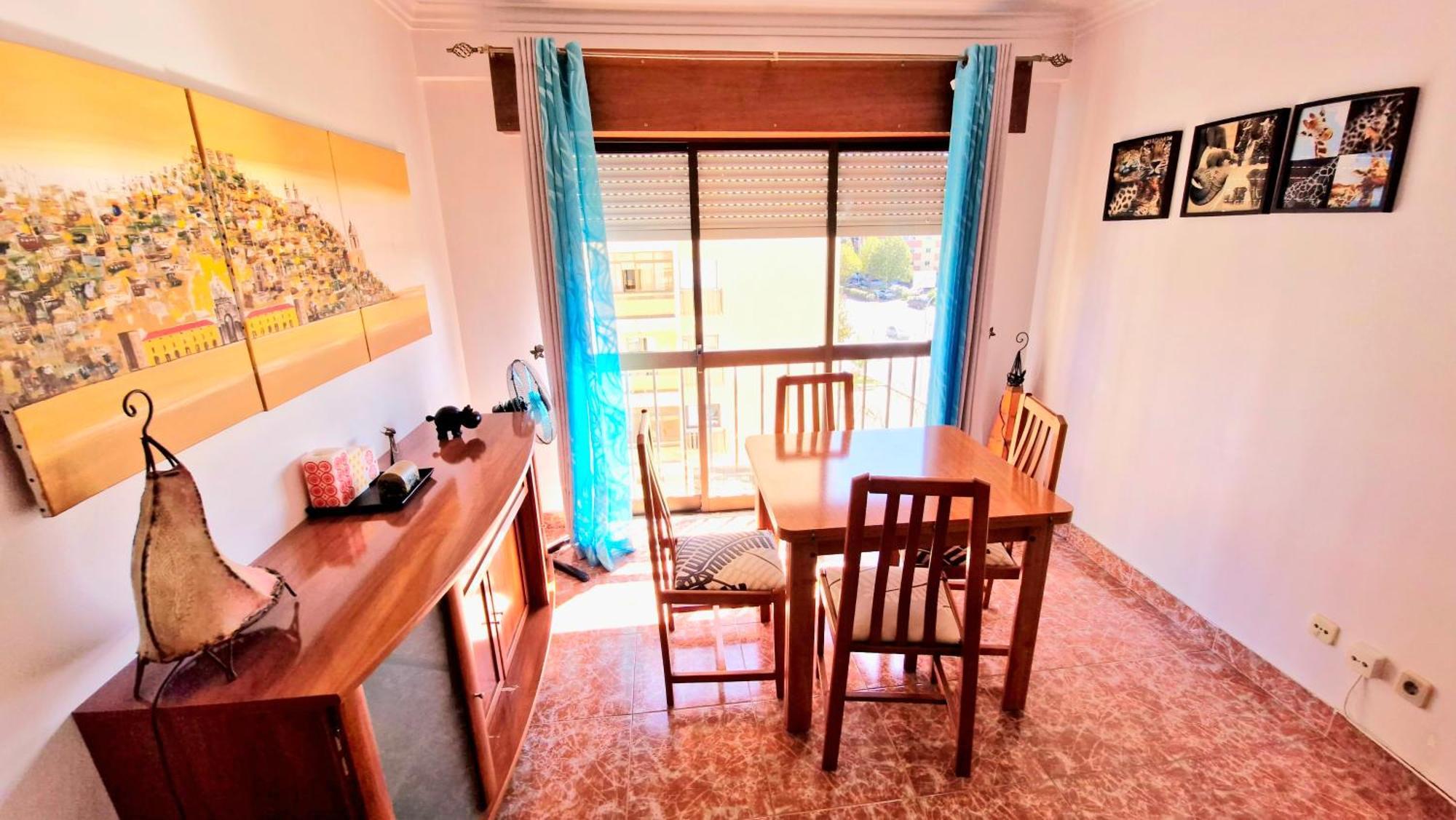 Enjoy Lisbon Cascais Sintra 1200 Metres To Metro Blue Line Sintra Rail Line Free Parking Apartment Amadora Luaran gambar